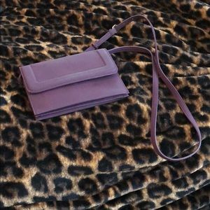 Crossbody purse